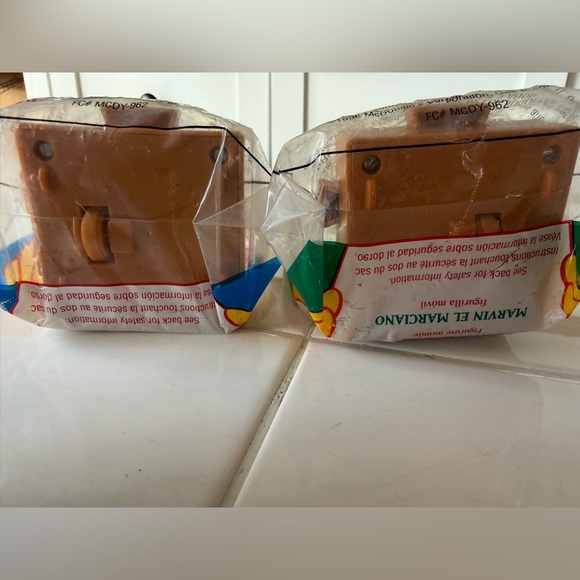 Vintage Space Jam Set McDonald’s Toys Lola Bunny Marvin the Martian 1996 NIB - Picture 7 of 7